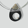 медальон от рог, естествена перла и сребро 