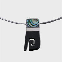 Edelstahlkette mit Anhänger Spirale aus Horn und Perlmutt